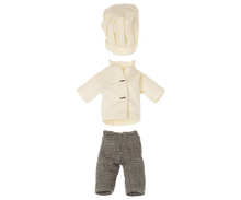 Load image into Gallery viewer, Maileg Chef mouse w. soup pot and spoon