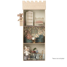 Load image into Gallery viewer, Maileg Castle with Kitchen