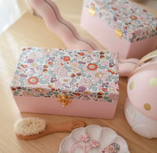 Load image into Gallery viewer, Penny Hair Pretties Box