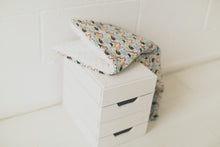 Load image into Gallery viewer, Liberty Queue for Zoo Padded Blanket