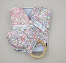 Load image into Gallery viewer, Michelle Liberty Letterbox Gift