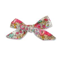 Load image into Gallery viewer, Betsy Ann Josie Joans Petite Bow