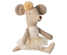 Load image into Gallery viewer, Maileg Ballerina Mouse Little sister - Off white

