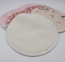 Load image into Gallery viewer, Reusable Liberty Bamboo Nursing Pads
