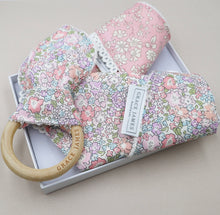 Load image into Gallery viewer, Michelle Liberty Letterbox Gift
