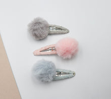 Load image into Gallery viewer, Pom Pom Clips Grey
