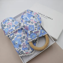 Load image into Gallery viewer, Liberty London Lilac Betsy Dribble Gift Box
