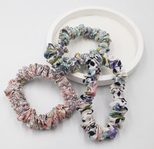 Load image into Gallery viewer, Liberty London Scrunchies Pastel
