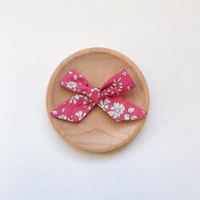 Load image into Gallery viewer, Viera Josie Joans Petite Bow
