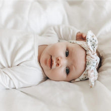 Load image into Gallery viewer, Magnolia Bow Knot Headband
