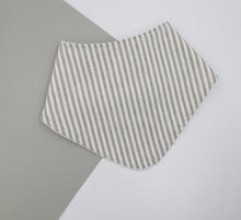 Load image into Gallery viewer, Essex Linen stripe dribble bib
