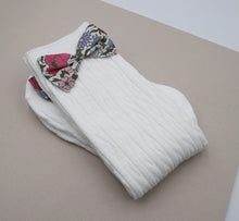 Load image into Gallery viewer, Cream Liberty Bow Socks
